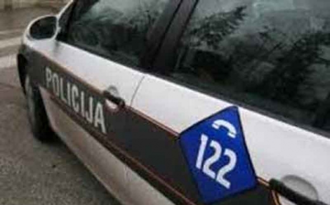 policija