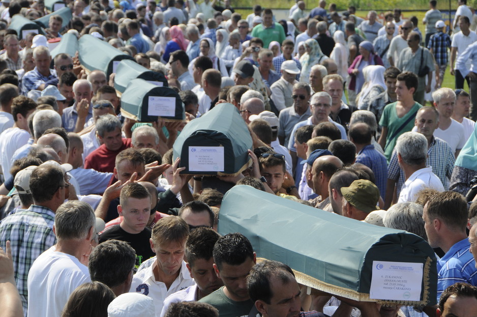 U Prijedoru klanjana dženaza-namaz za 48 ubijenih Bošnjaka