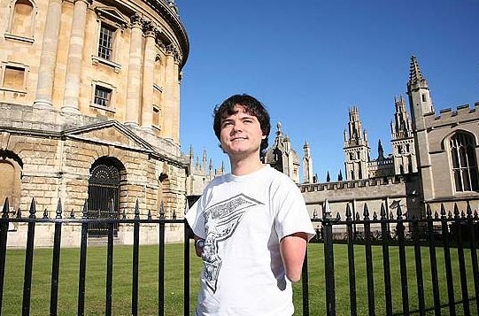 Cornel snimljen 2010 – kada je krenuo na Oxford; Foto: Telegraph