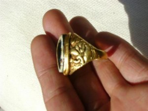 ring the old man