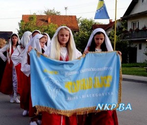 kud 14.maj 8.smotra folklora 5