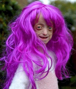 djevojcica-duga-plava-kosa-4