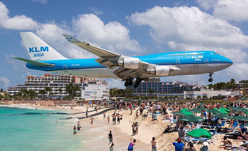 Maho_Beach