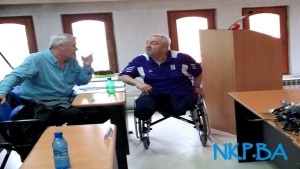 Uprkos povredama, vijećnika donijeli na sjednicu