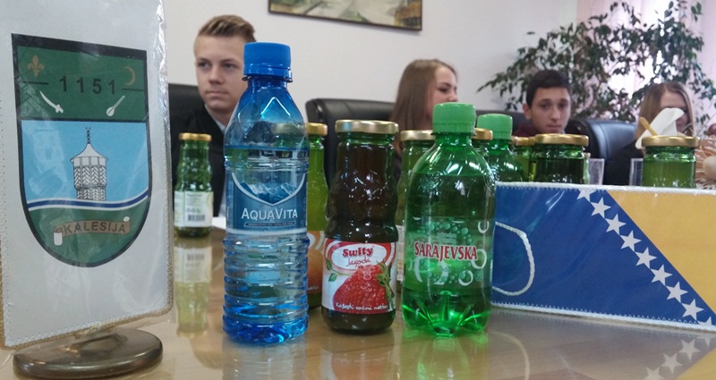 U zgradi Općine Kalesija samo domaći proizvodi budi ponosan made in bih opcina kalesija 001