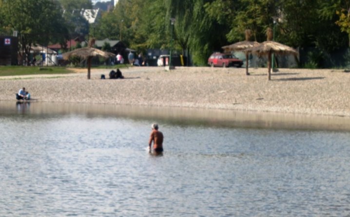 Foto: Avaz kupanje na panonici oktobar 2015