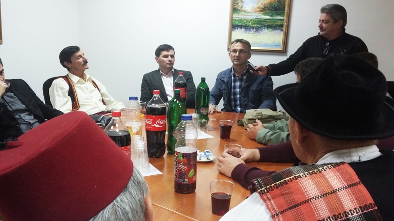 Izvorna muzika nikada neće nesttai, ali se mora poraditi na njenom imidžu festival izvorne muzike 2015 3