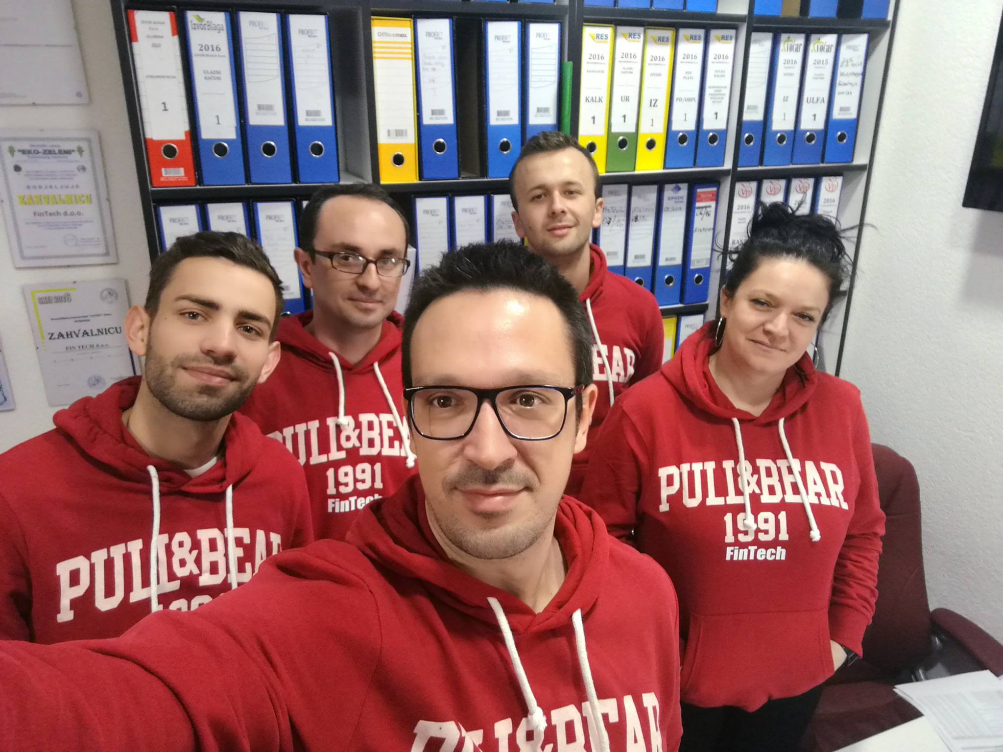 Mladi kolektiv FinTech d.o.o.