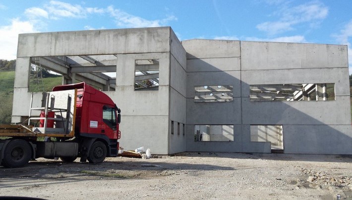 Za završetak sportske dvorane u Bužimu pronađena  novčana sredstva