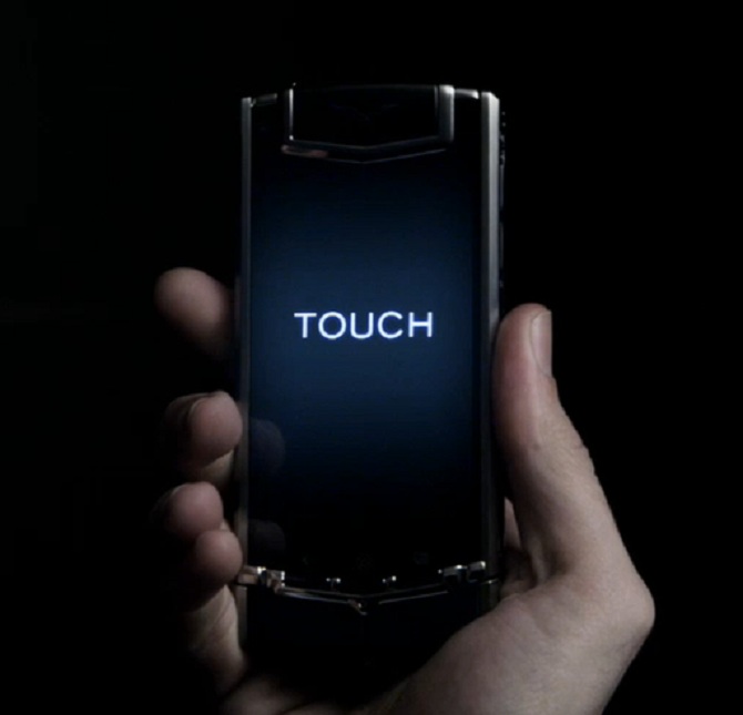 Novi Vertu telefon od 7.900 eura | Nezavisni Kalesijski Portal www.NKP.ba