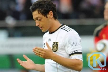 mesut ozil