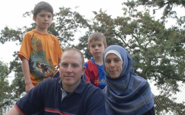 AMERICKI VOJNIK SA PORODICOM 1