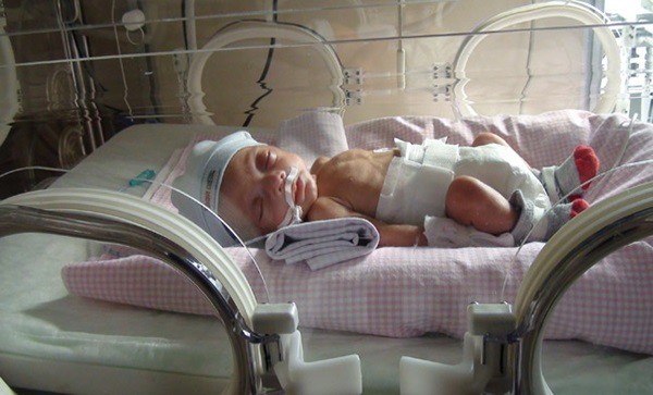 hrabra-majka-na-svijet-donijela-bebu-tesku-5-kg_trt-bosanski-26500