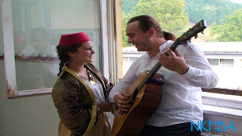 9. SMOTRA FOLKLORA tojs 01