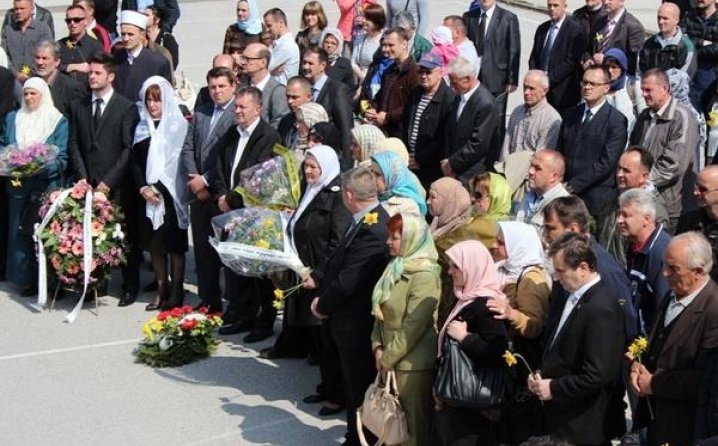 srebrenica zlocin