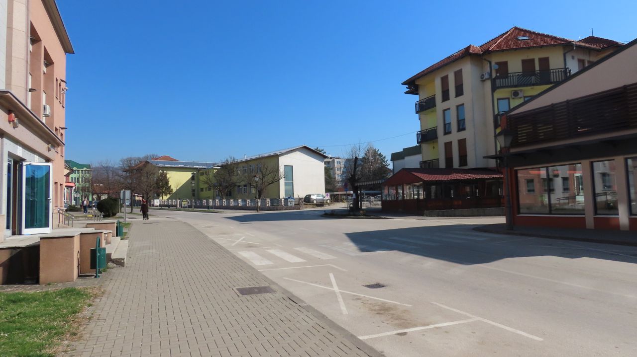 kalesija centar MART 2020 prazne ulice koronavirus
