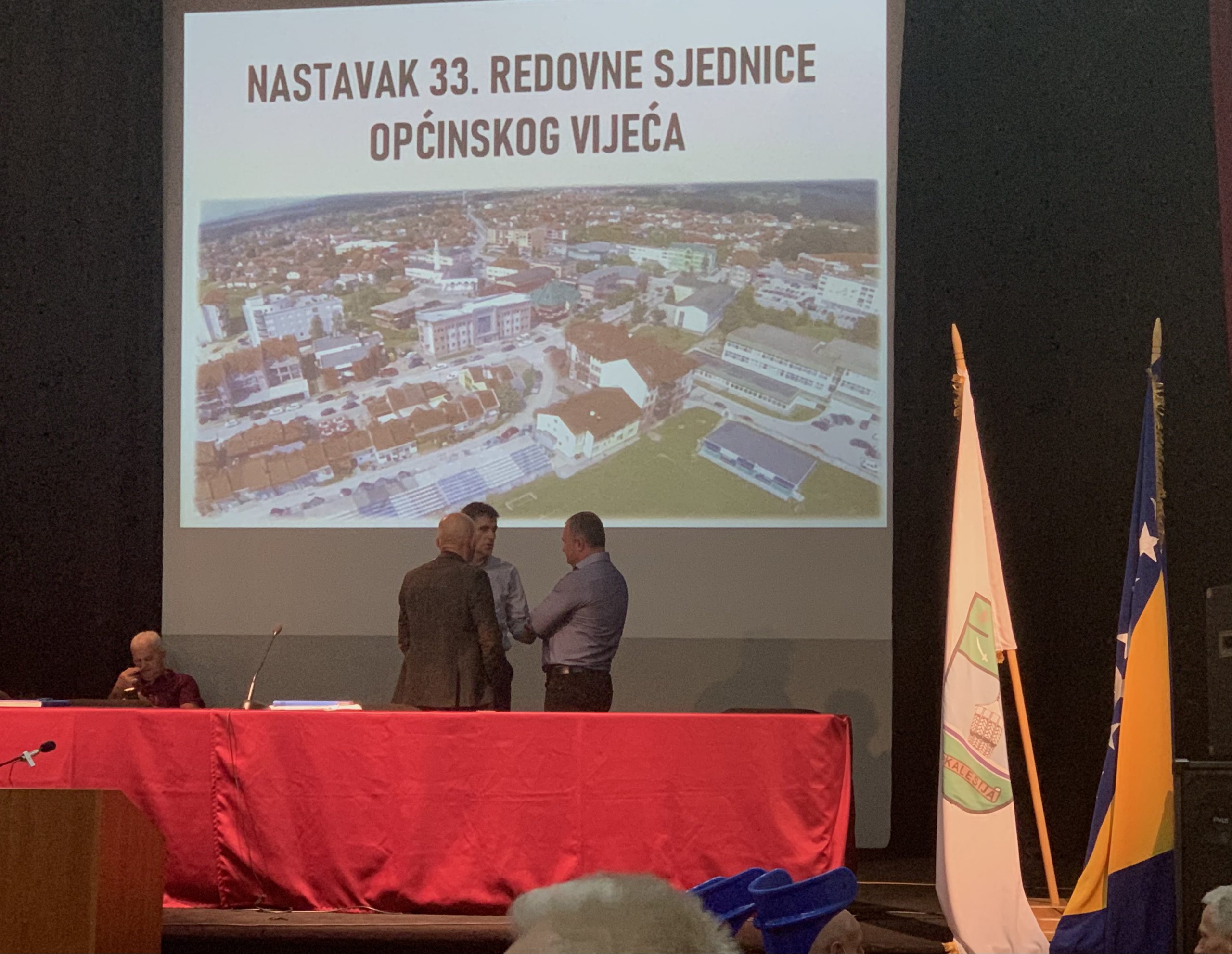 B80479B2-4E2F-4E73-B2E5-F46ECB1F28D4