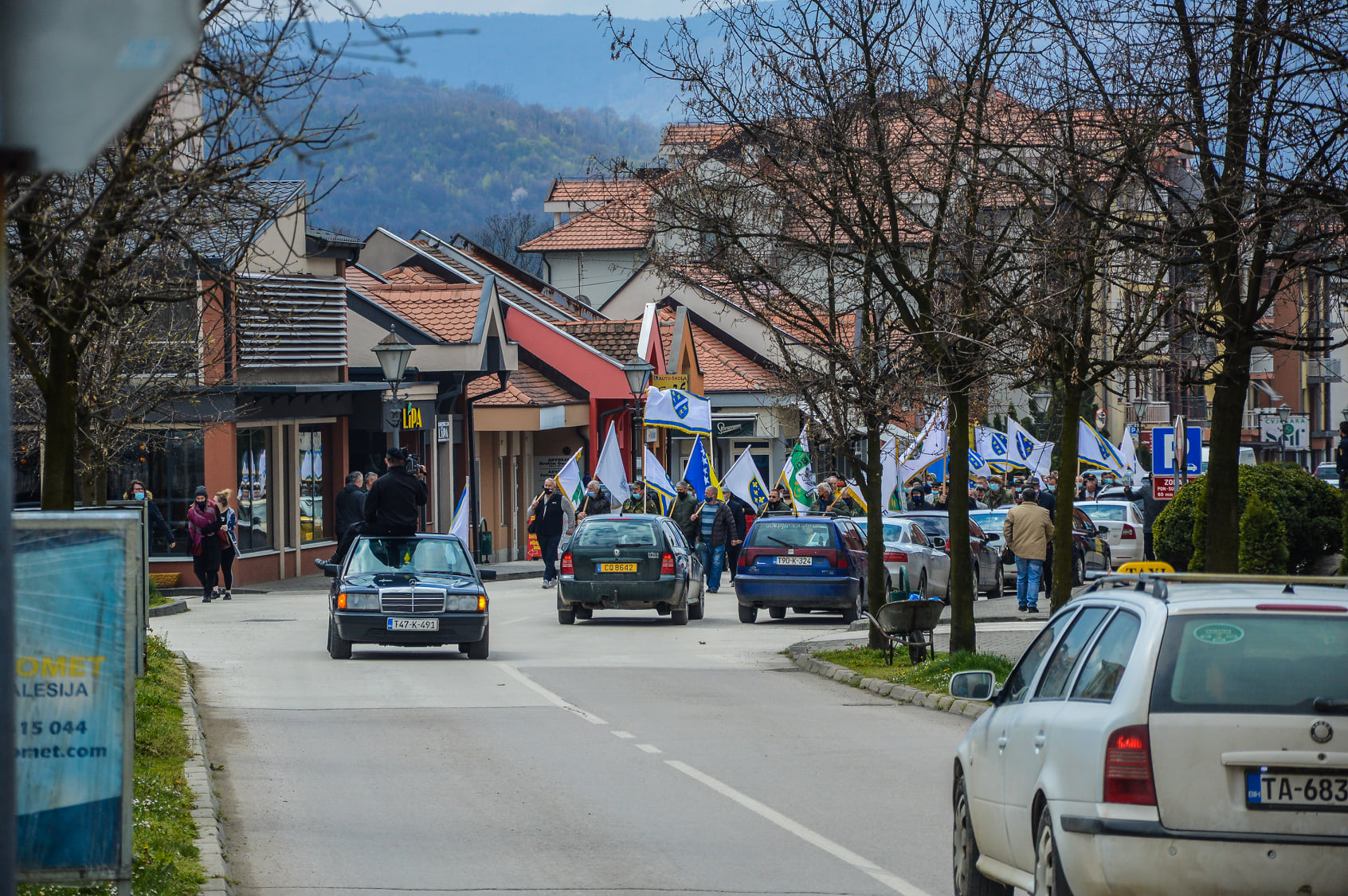 kalesija c zastave