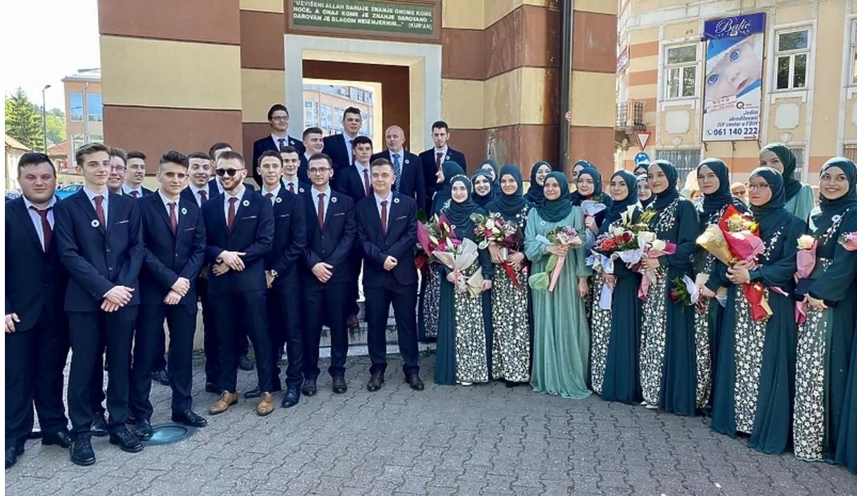 maturanti behram begove medrese 2021