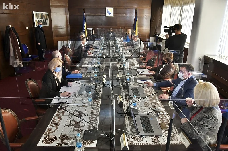 4EA13BB1-1F7F-4B96-A9C8-DF4A4E01E148