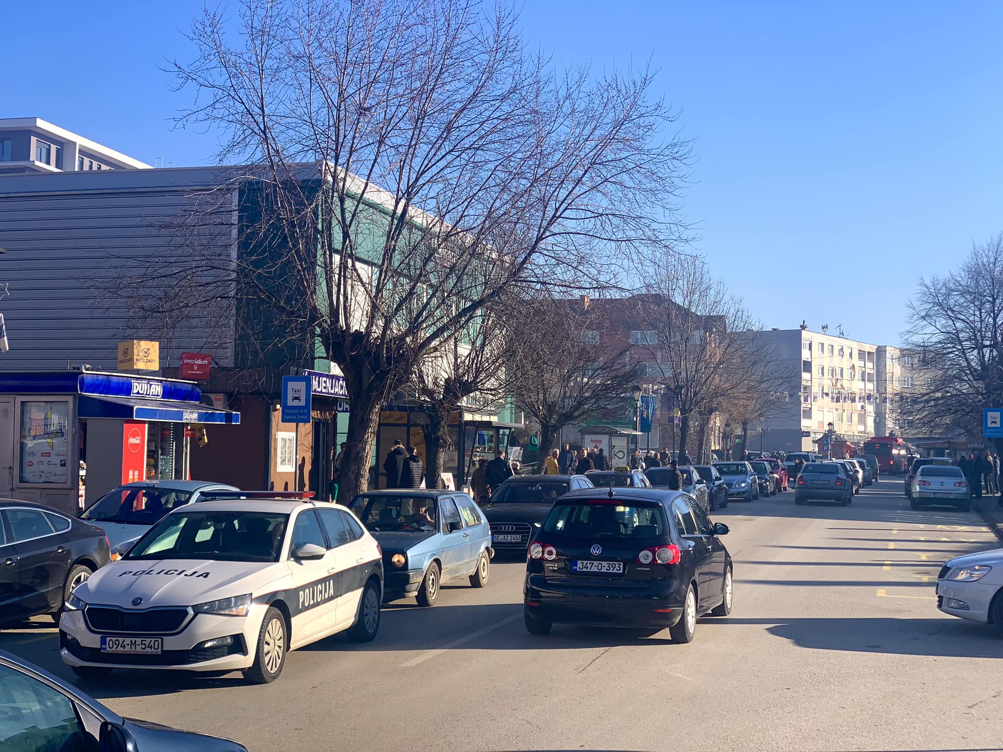 kalesija decembar 2023 25.12.2023 dijaspora guzva auta saobracaj policija