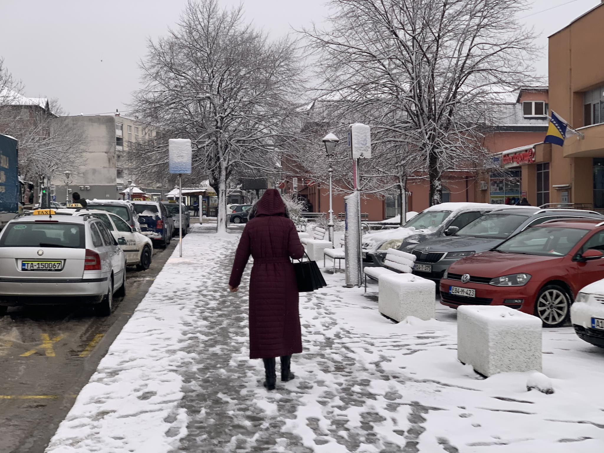 Sladić upozorio: Dolazi snijeg, ne ići na put bez zimske opreme