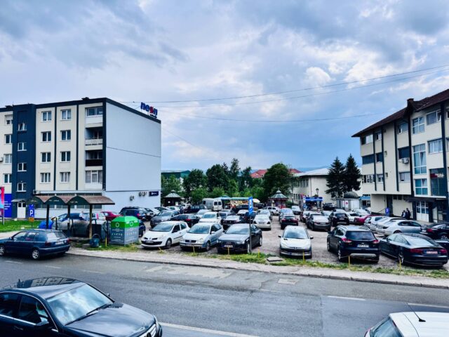 kalesija centar parking magistrala zgrada neon nove fasade 1