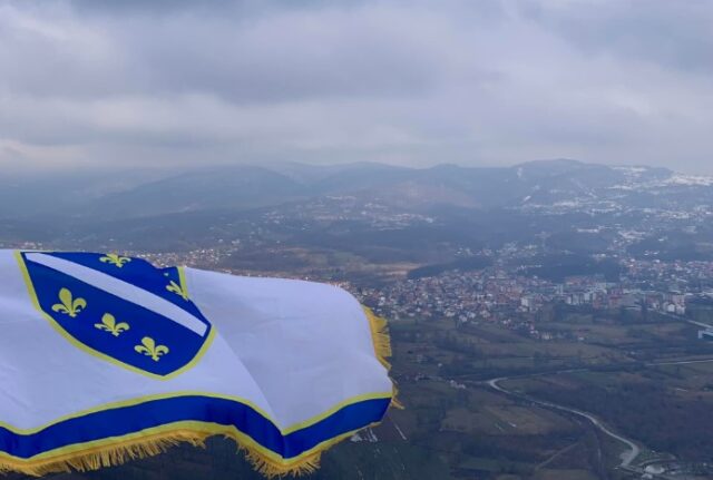 zastava ljiljanka DAN NEZAVISNOSTI BIH 1.MART 1 kalesija