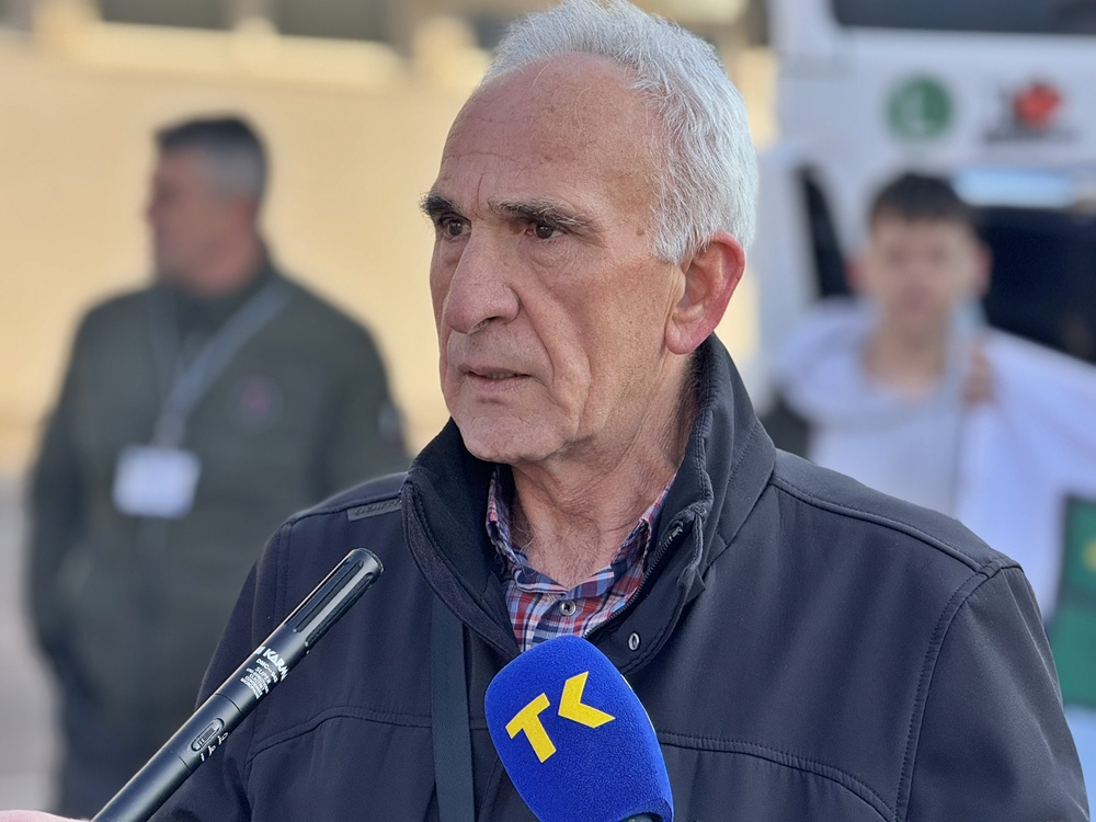 Huso Đedović - nastanjen u Zugu (Švicarska), aktivista za Kalesiju