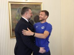 Konaković uručio diplomatske pasoše Zmajevima: “Najbolji ambasadori” (FOTO)
