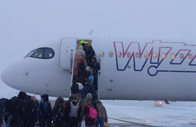 wizz air AVION aerodrom zima 1